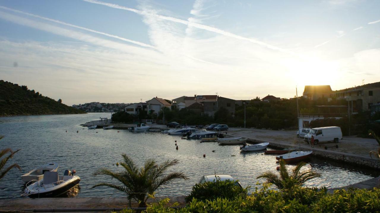 Ivo Apartments Rogoznica  Εξωτερικό φωτογραφία